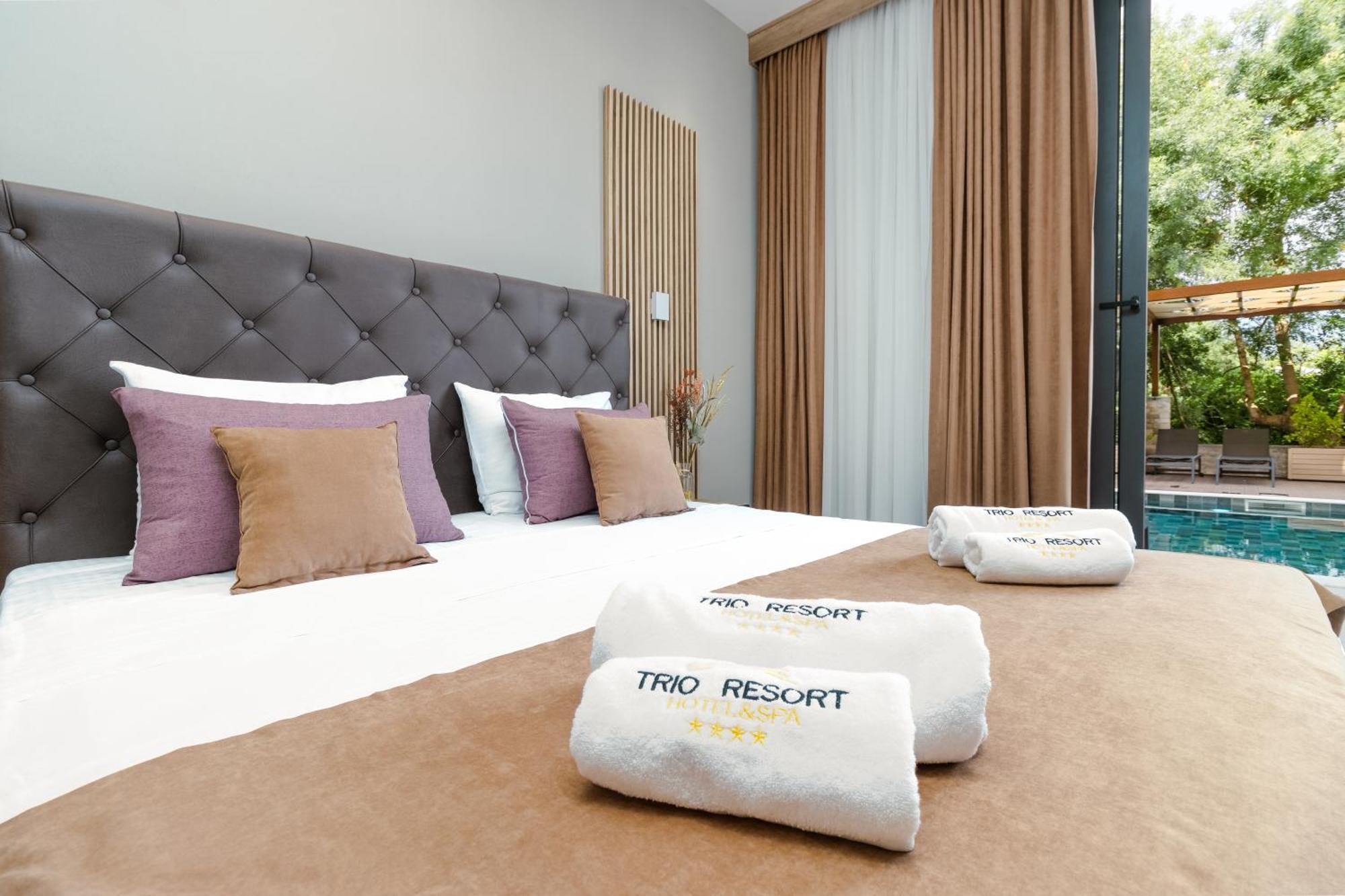 Trio Resort ウルツィニ エクステリア 写真